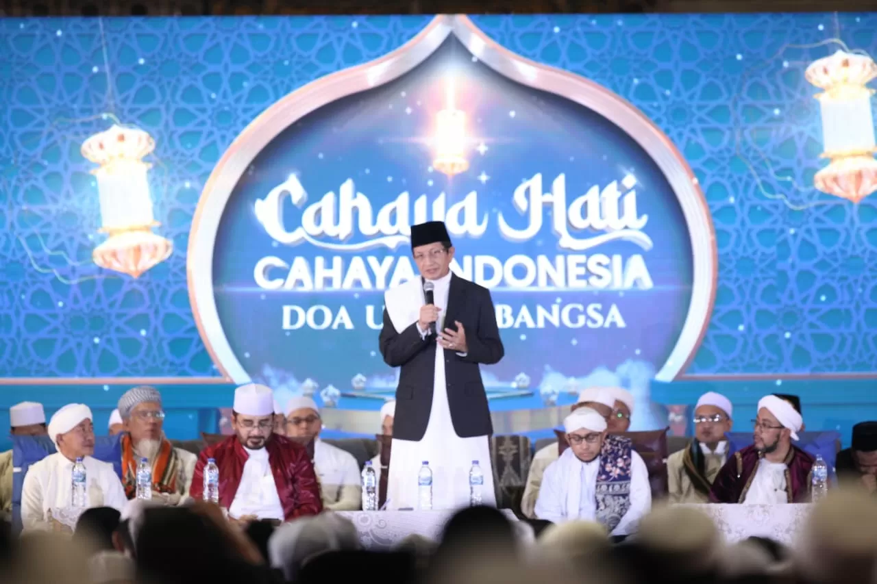 cahaya-hati-cahaya-indonesia-menag-nasaruddin-umar-jangan-pertentangkan-kebangsaan-dan-keagamaan-wni.webp