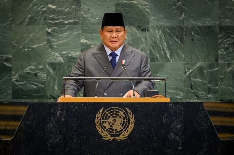presiden-prabowo-indonesia-siap-kirim-pasukan-perdamaian-ke-palestina-oeh.jpg