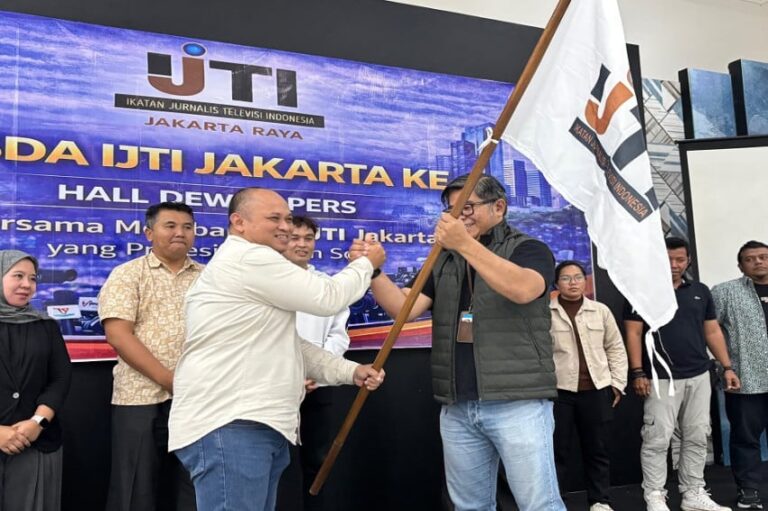 jurnalis-inews-tv-tatang-zp-terpilih-jati-ketua-ijti-dki-jakarta-periode-20262030-zvl.jpg