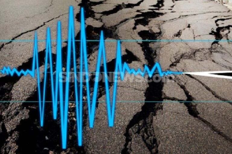 gempa-m76-berpotensi-tsunami-guncang-bitung-ini-pusat-gempanya-nvg.jpg