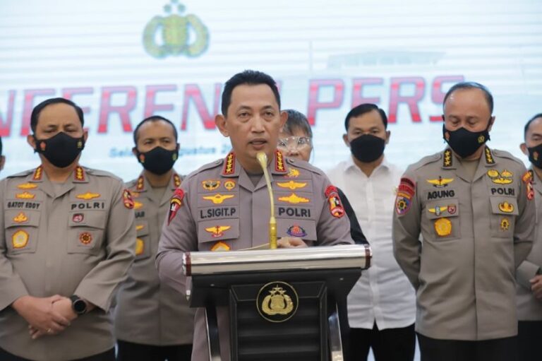 mutasi-mei-2026-8-kombes-pol-dipindah-jadi-direktur-di-polda-uir.jpg