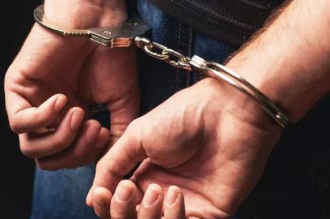 polisi-ringkus-owner-wo-di-jaktim-yang-tipu-puluhan-calon-pengantin-hingga-rp26-miliar-fbg.jpg