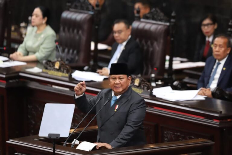 qodari-tegaskan-presiden-perkuat-pengawasan-ekspor-demi-jalankan-pasal-33-uud-1945-pwb.jpg