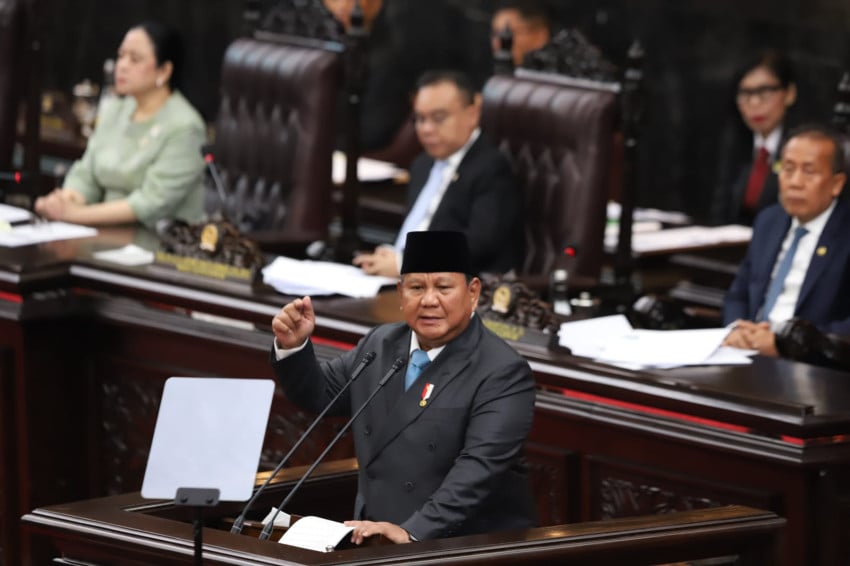 qodari-tegaskan-presiden-perkuat-pengawasan-ekspor-demi-jalankan-pasal-33-uud-1945-pwb.jpg